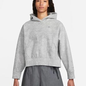 New Nike Women’s Forward Hoodie in grey (new with tags)